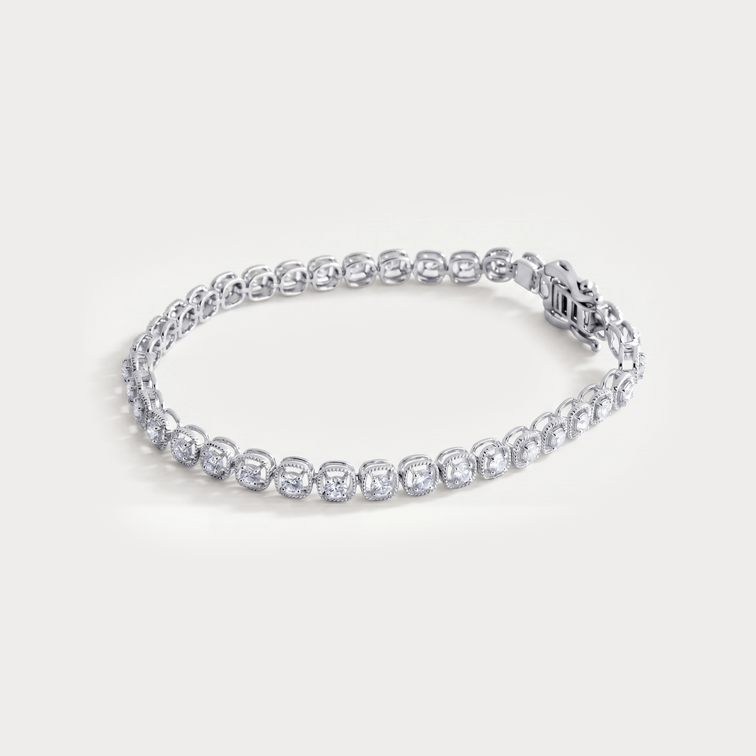 Lustrous Tennis Diamond Bracelet