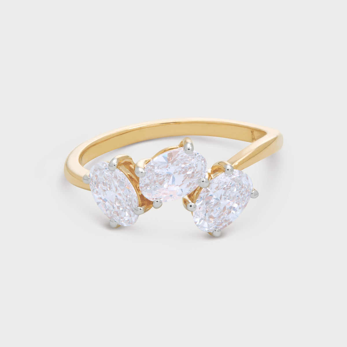 Elira Diamond Ring