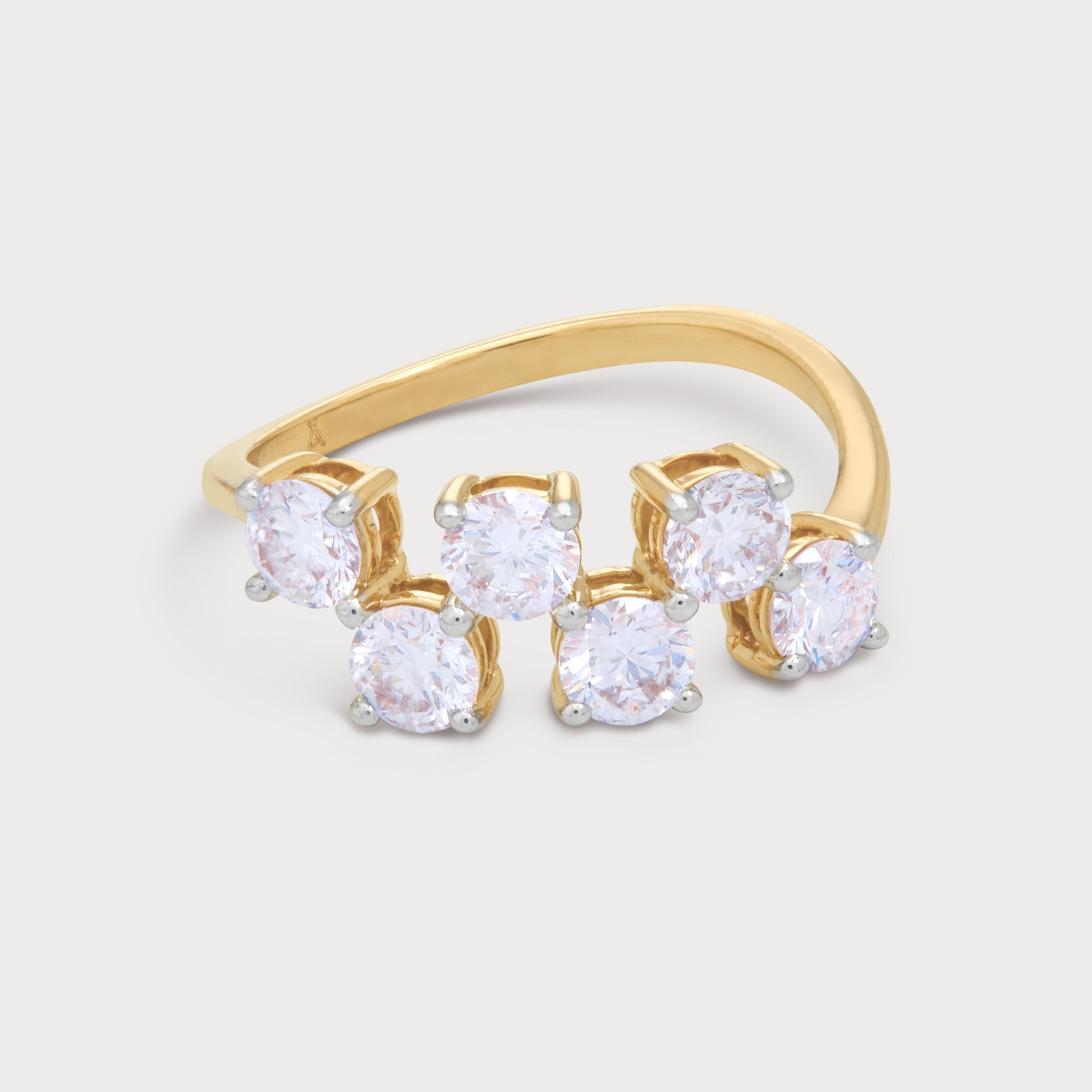 Svara Diamond Ring