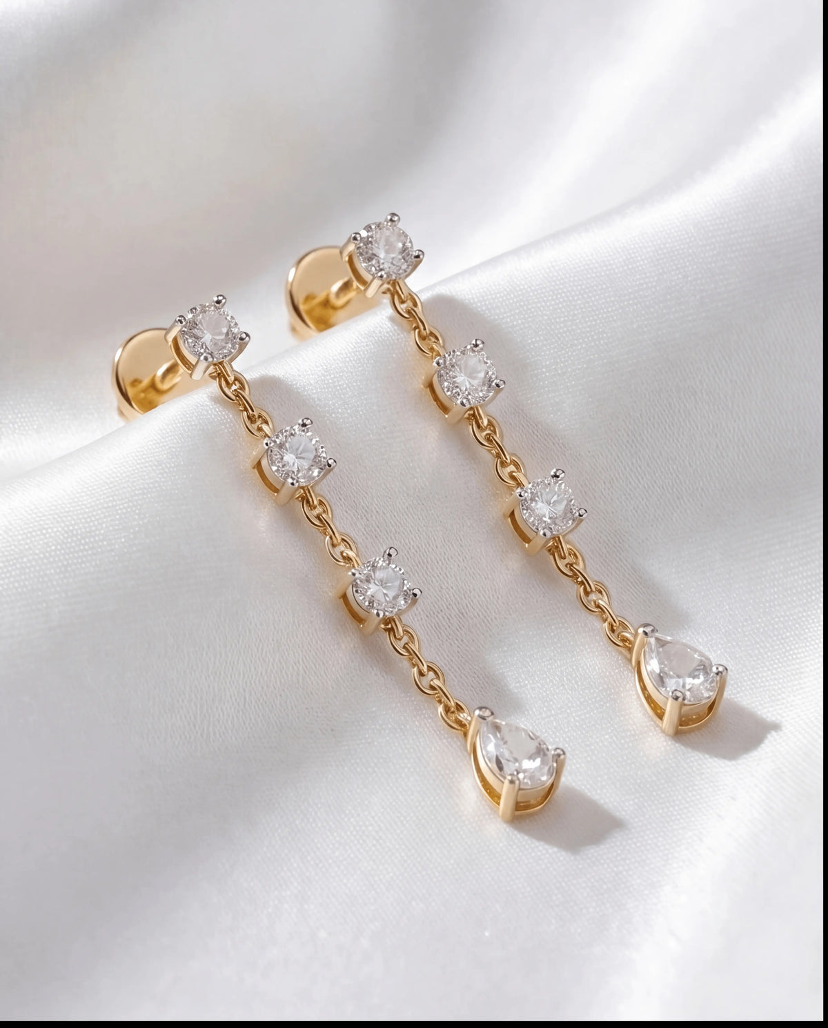 Tide Diamond Earrings