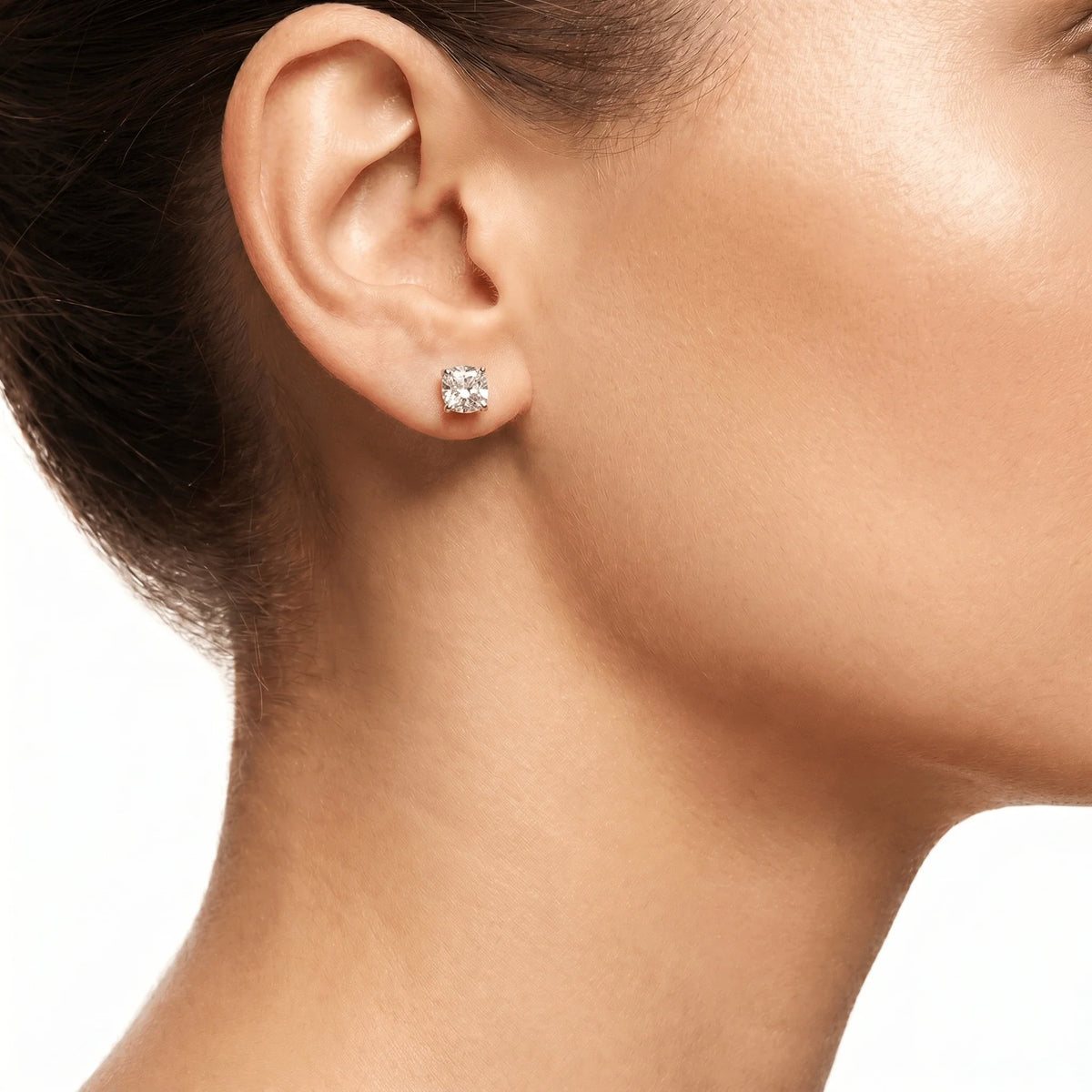 Grand Lumière 1 Crt Solitaire Diamond Earrings