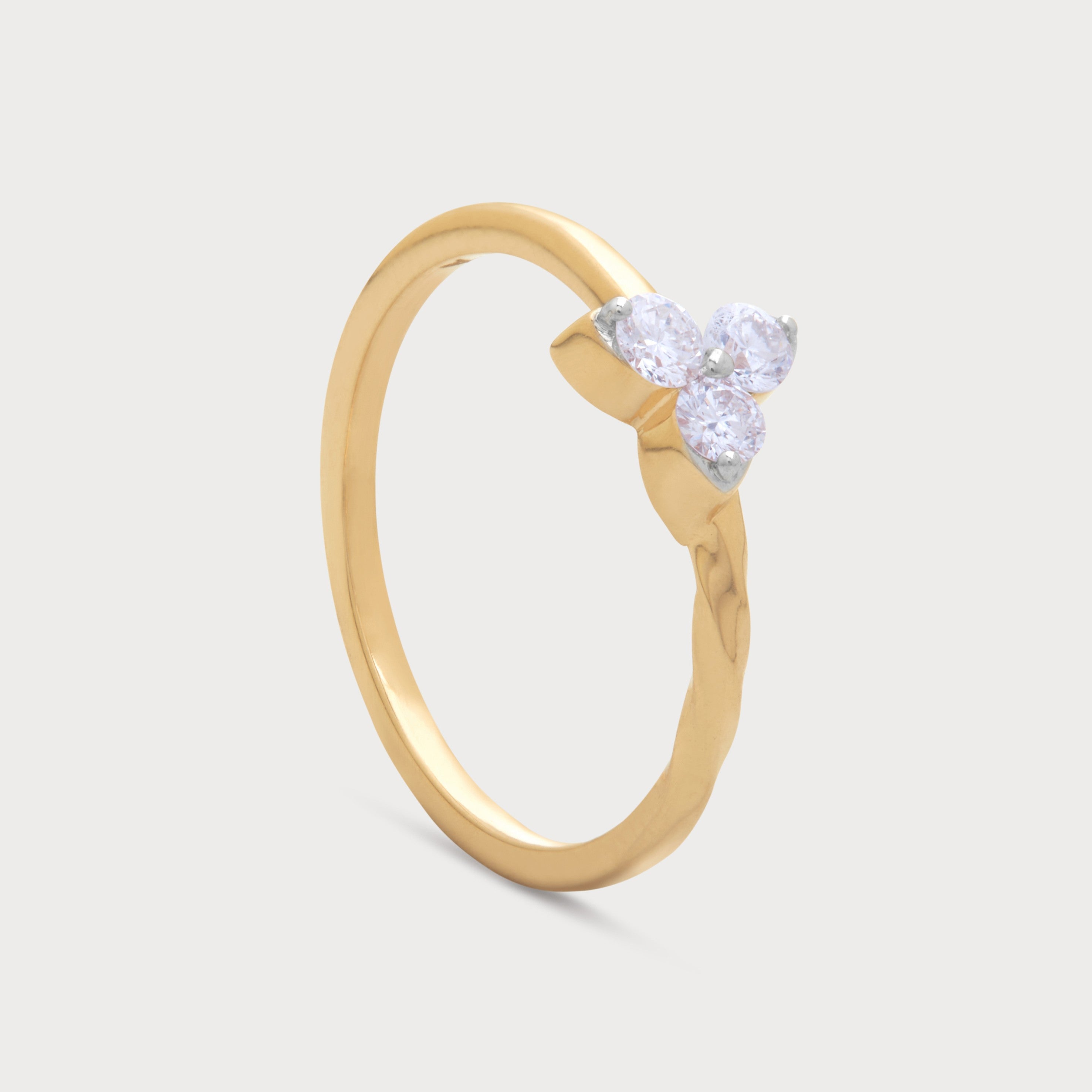 Mrinala Diamond Ring