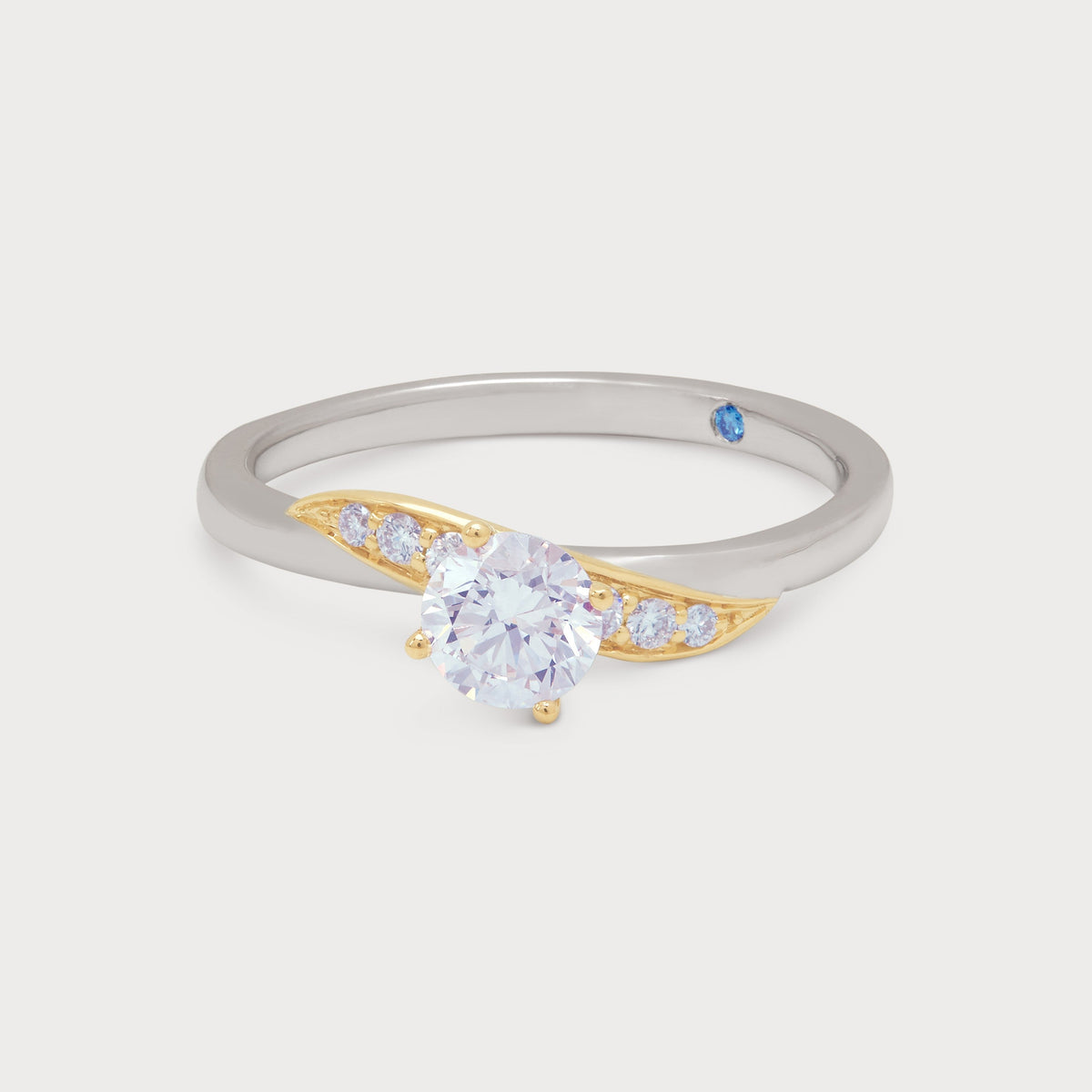 Avéra Diamond Ring