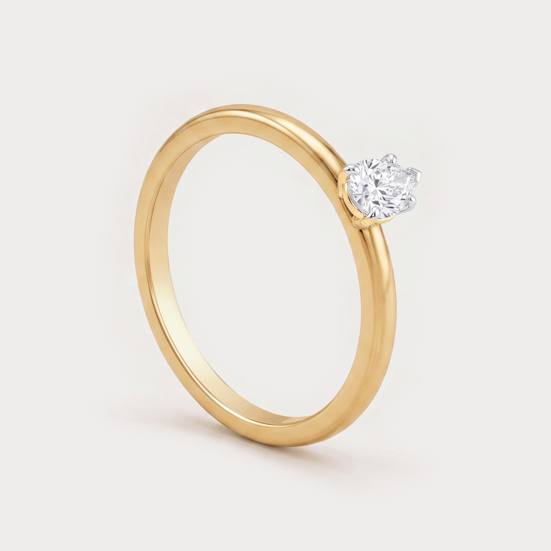 Légèreté Light Weight Diamond Ring