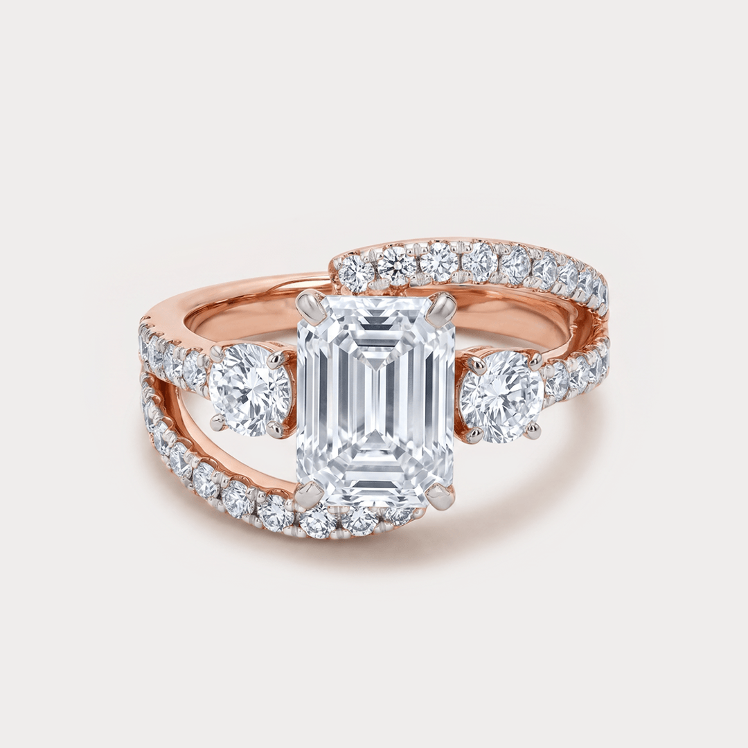 Lumière Festive Blanc Diamond Cocktail Ring