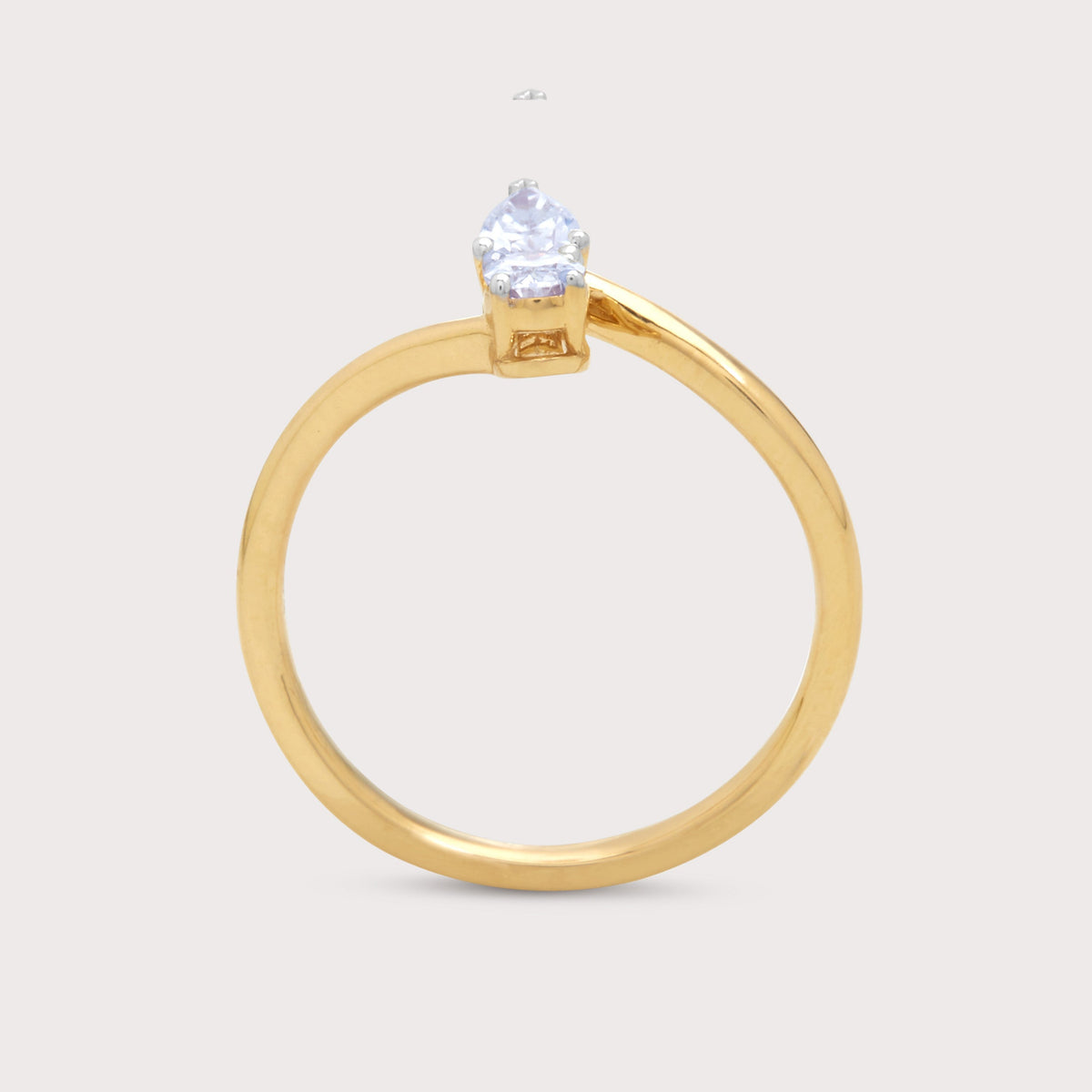Alari Diamond Ring