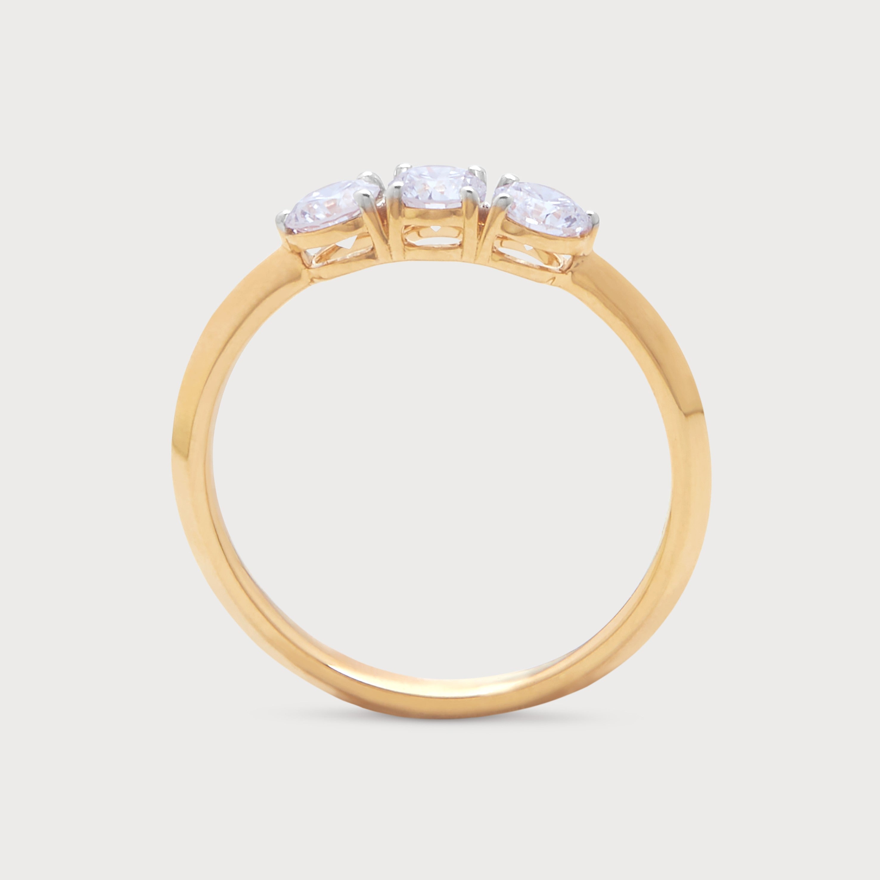 Etoile Diamond Ring