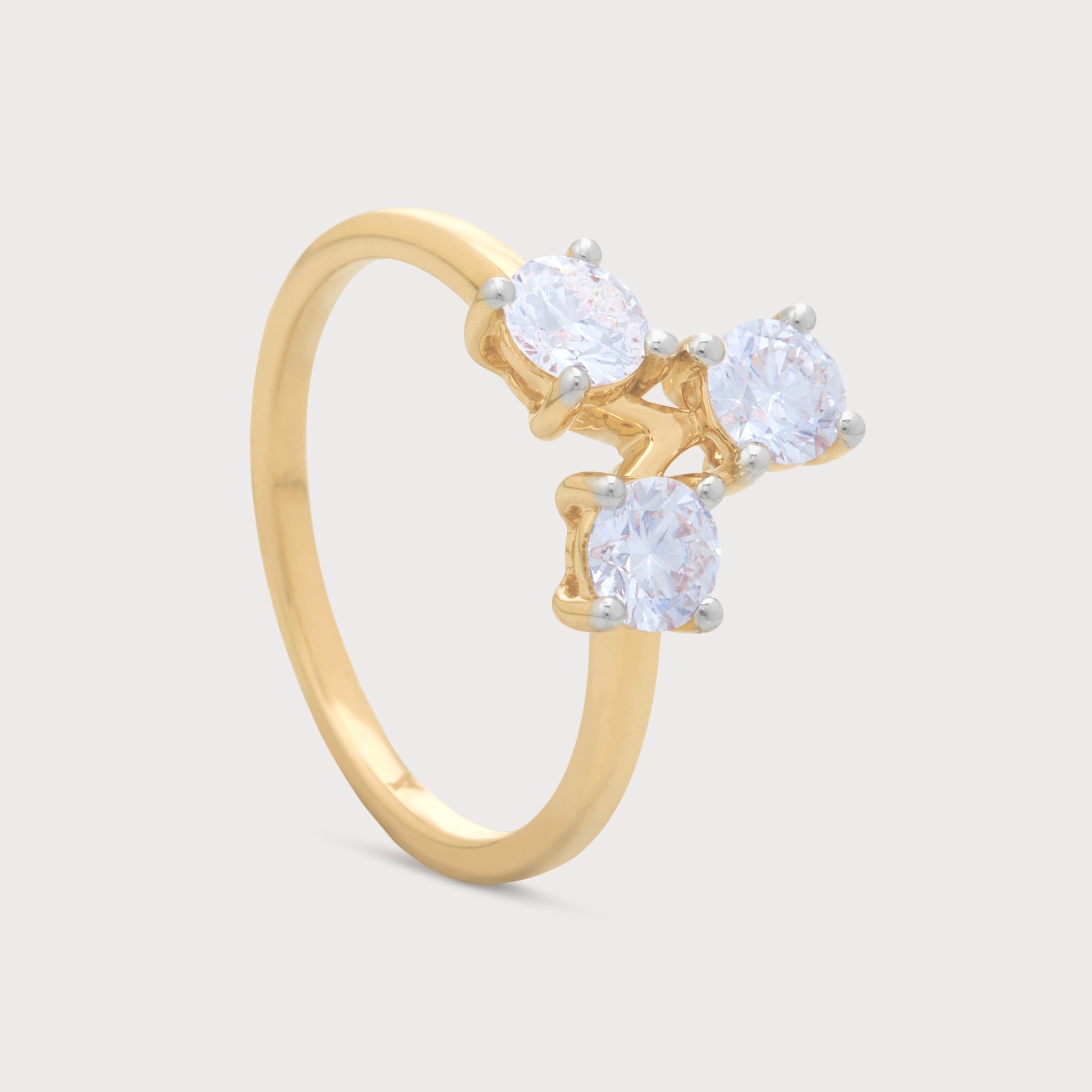 Solis Diamond Ring