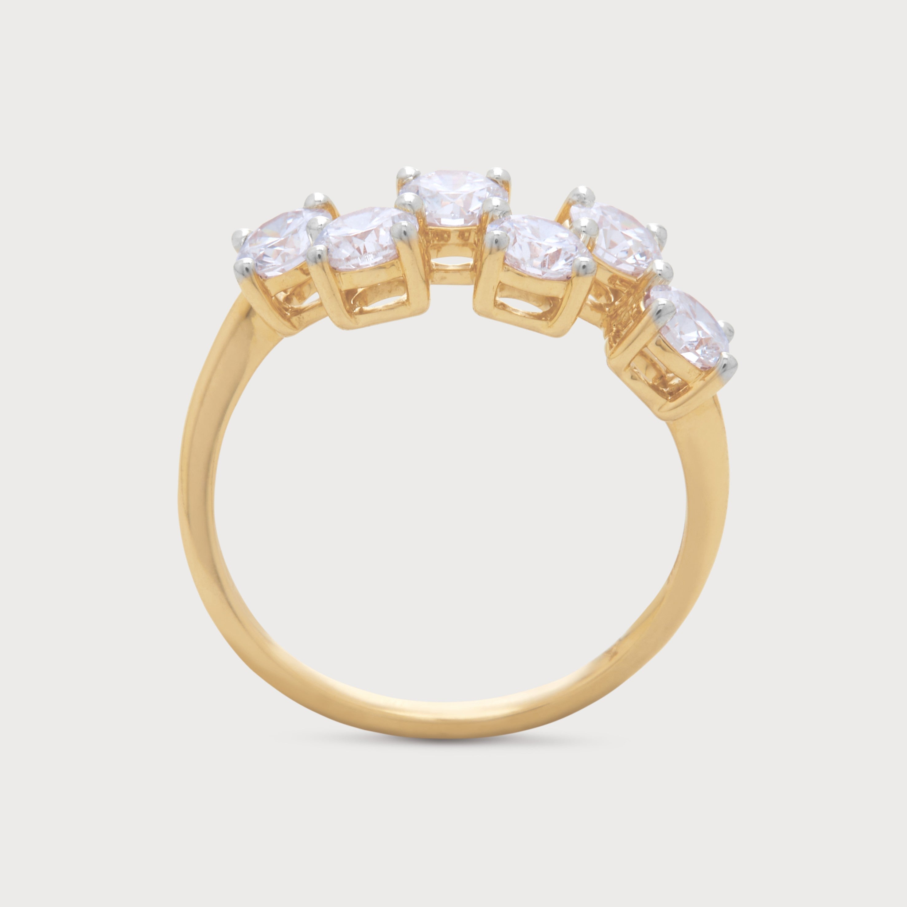 Svara Diamond Ring