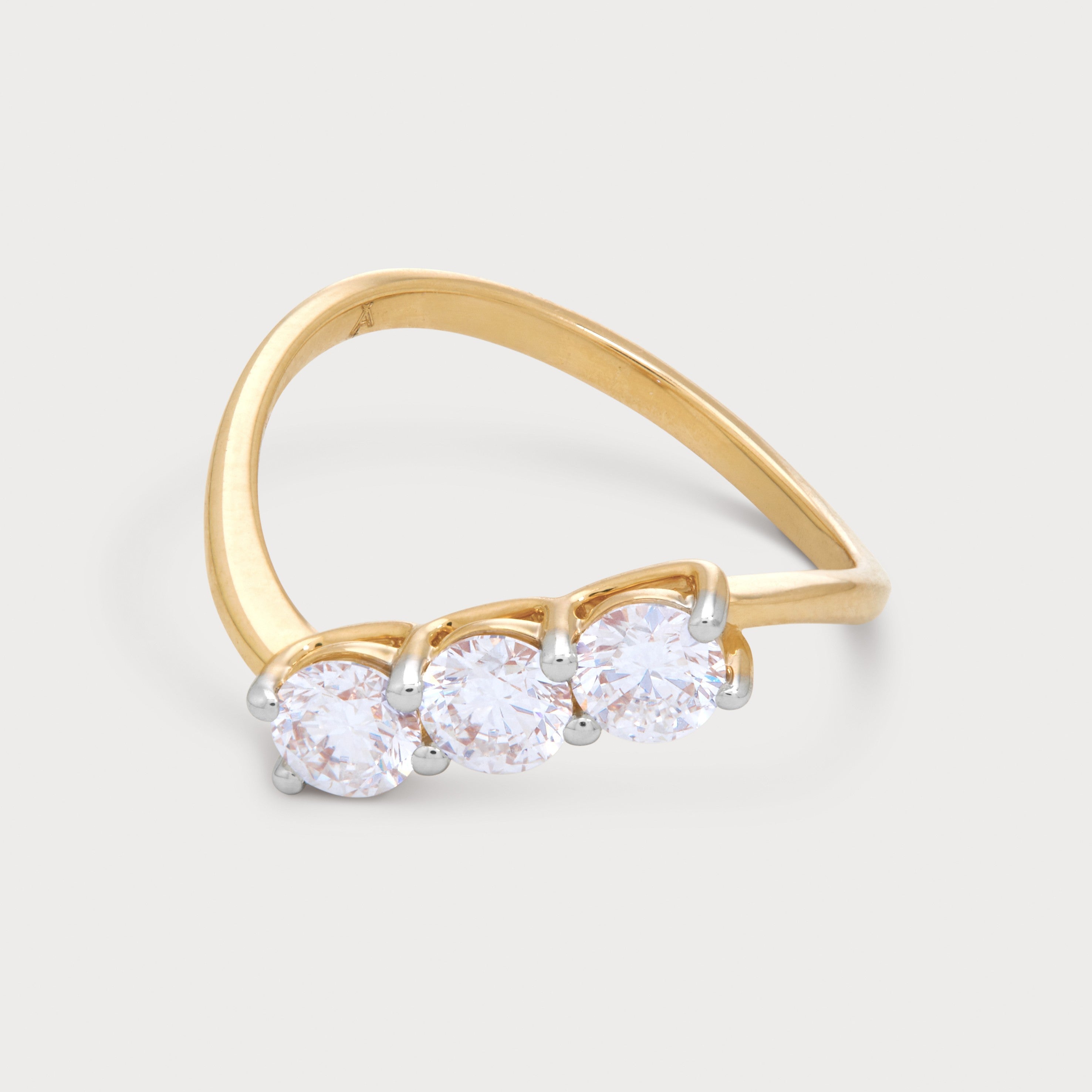 Samara Diamond Ring