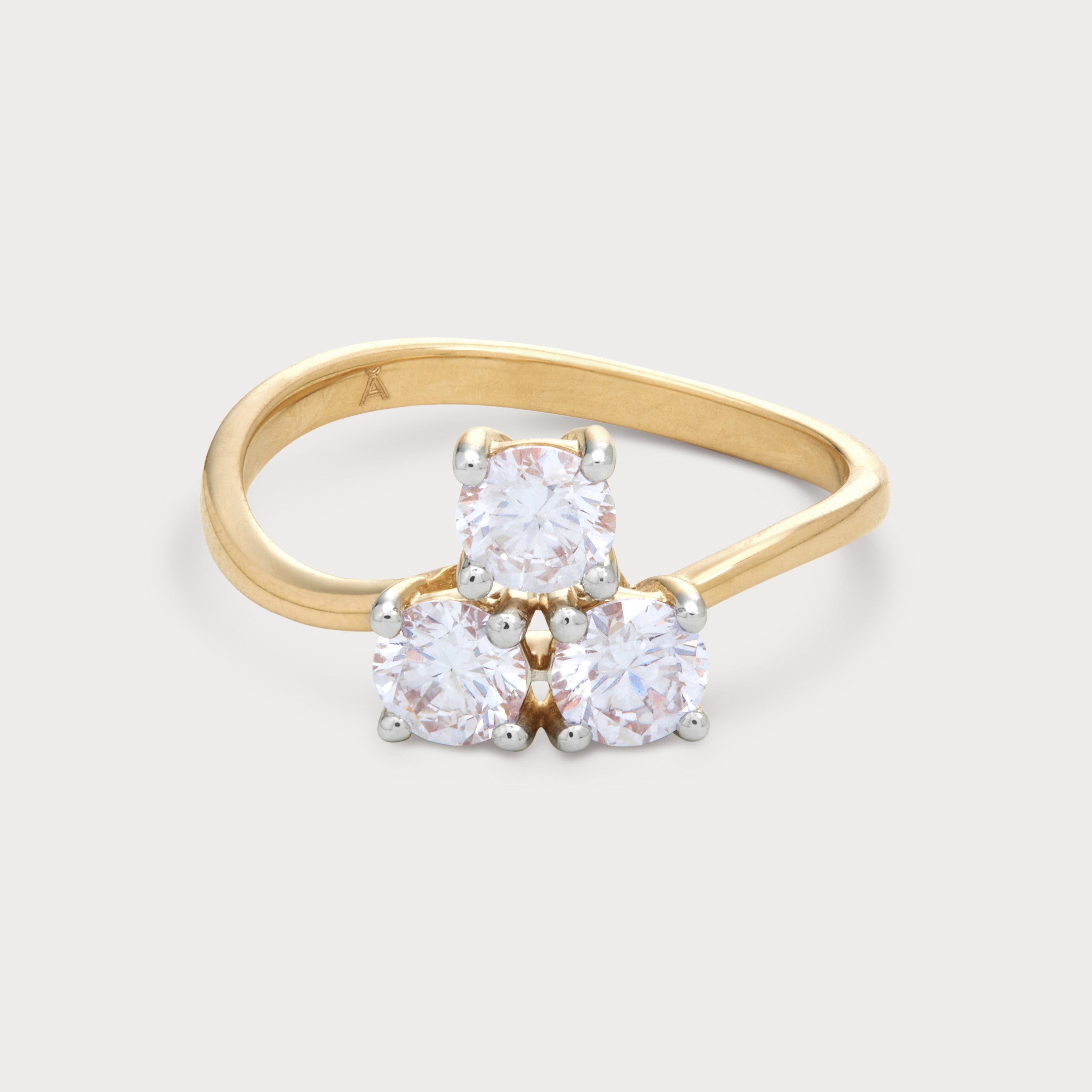The Arvia Bloom Ring