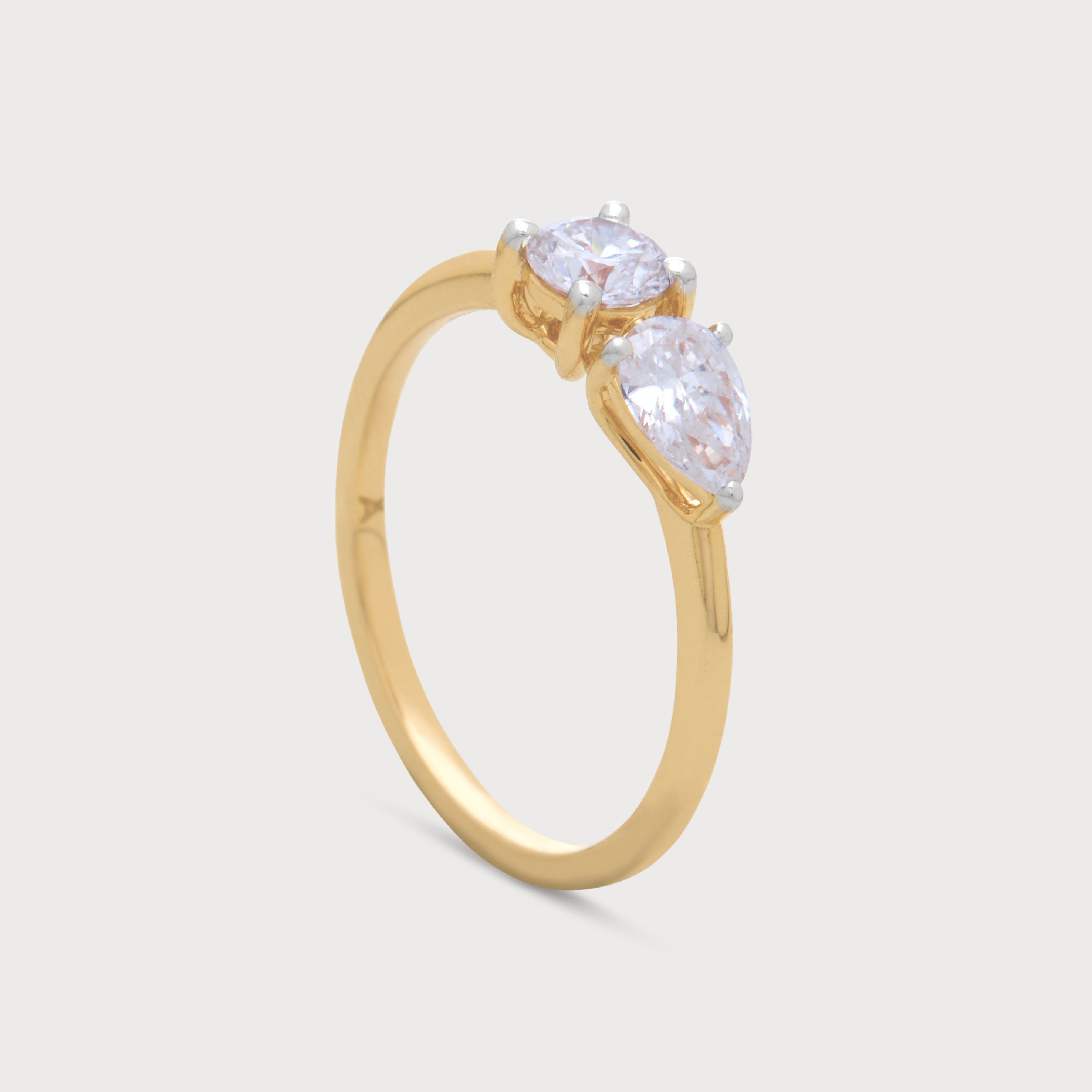 Fleur Sol Diamond Ring