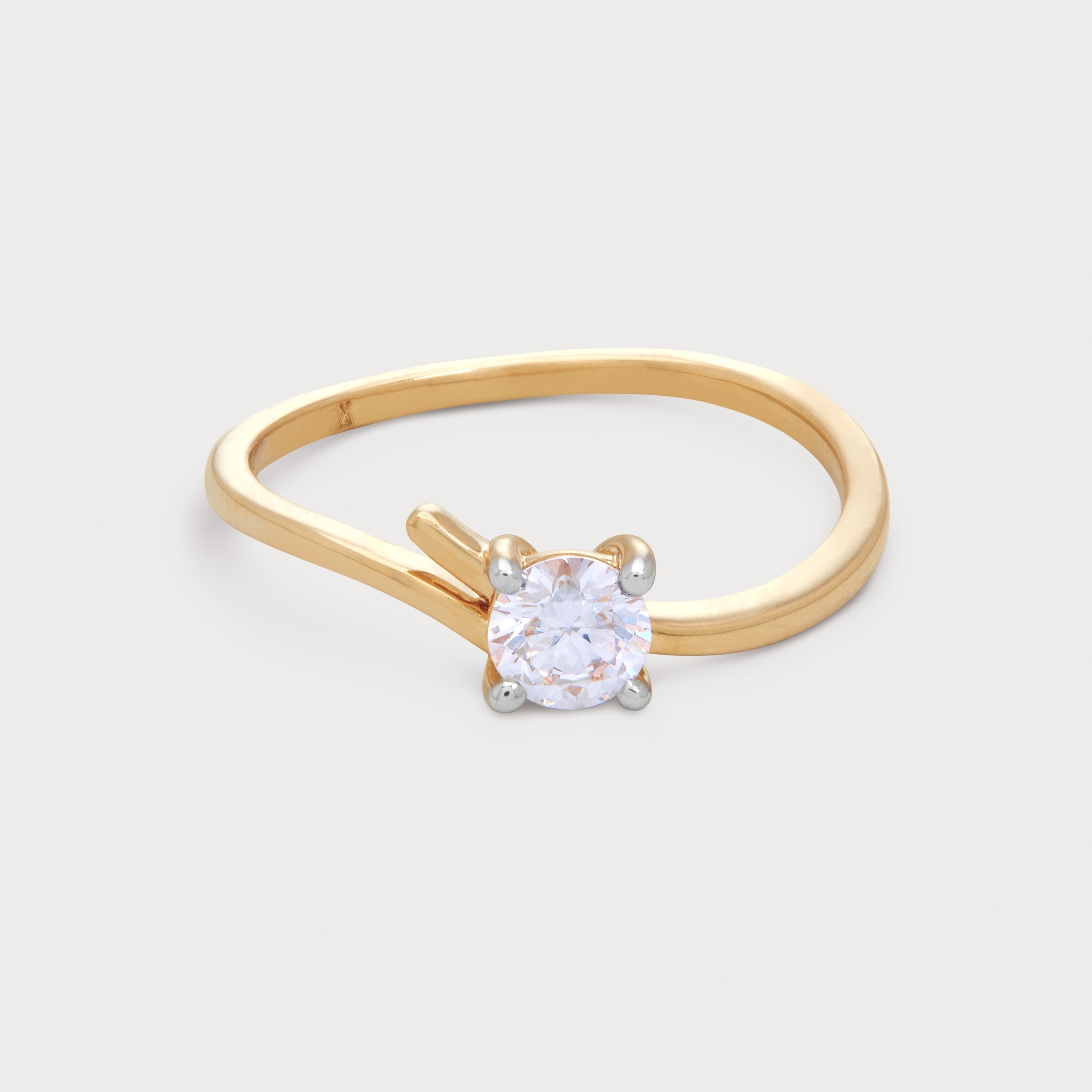 Kaira Diamond Ring