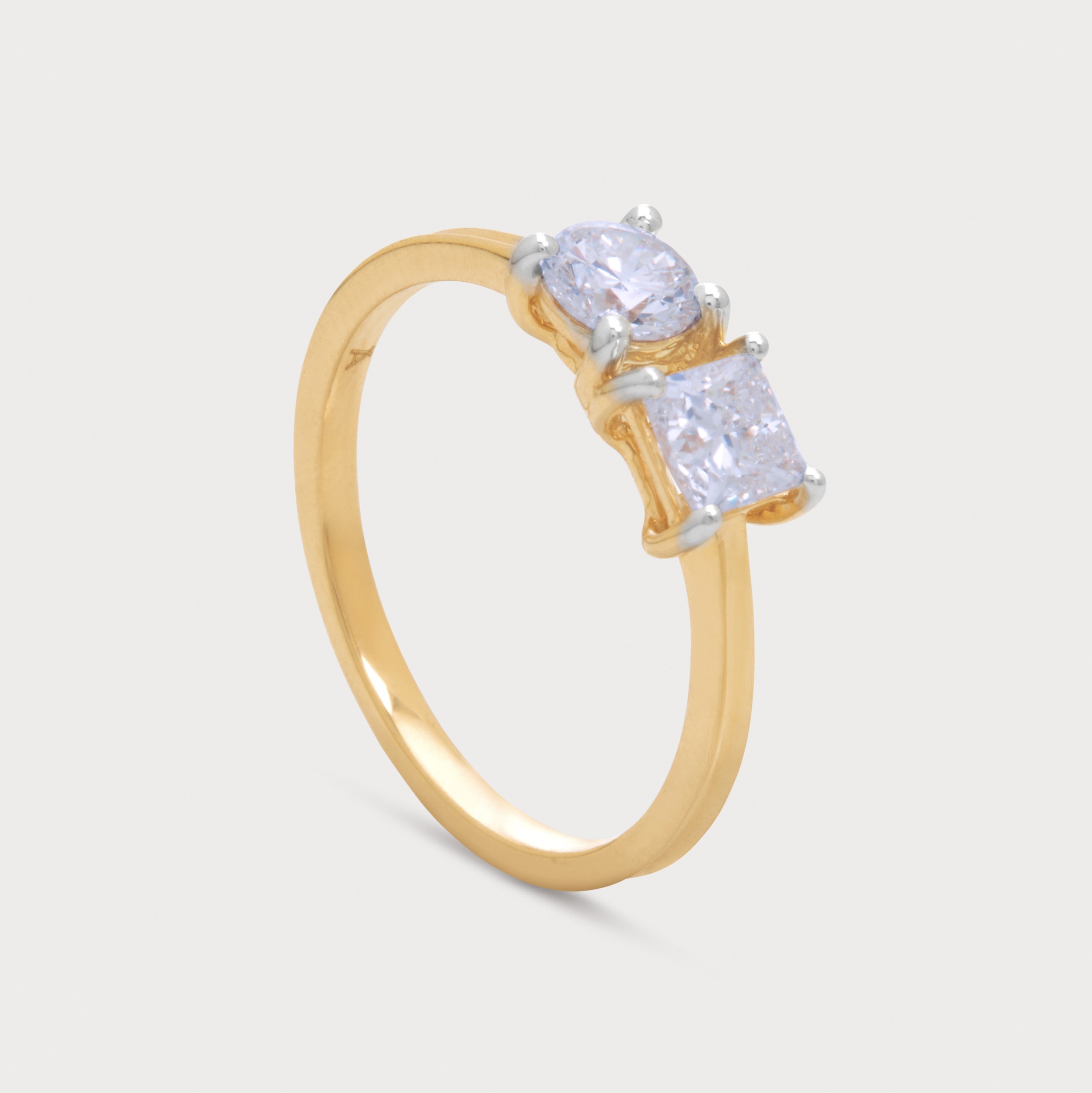 Vespera Diamond Ring