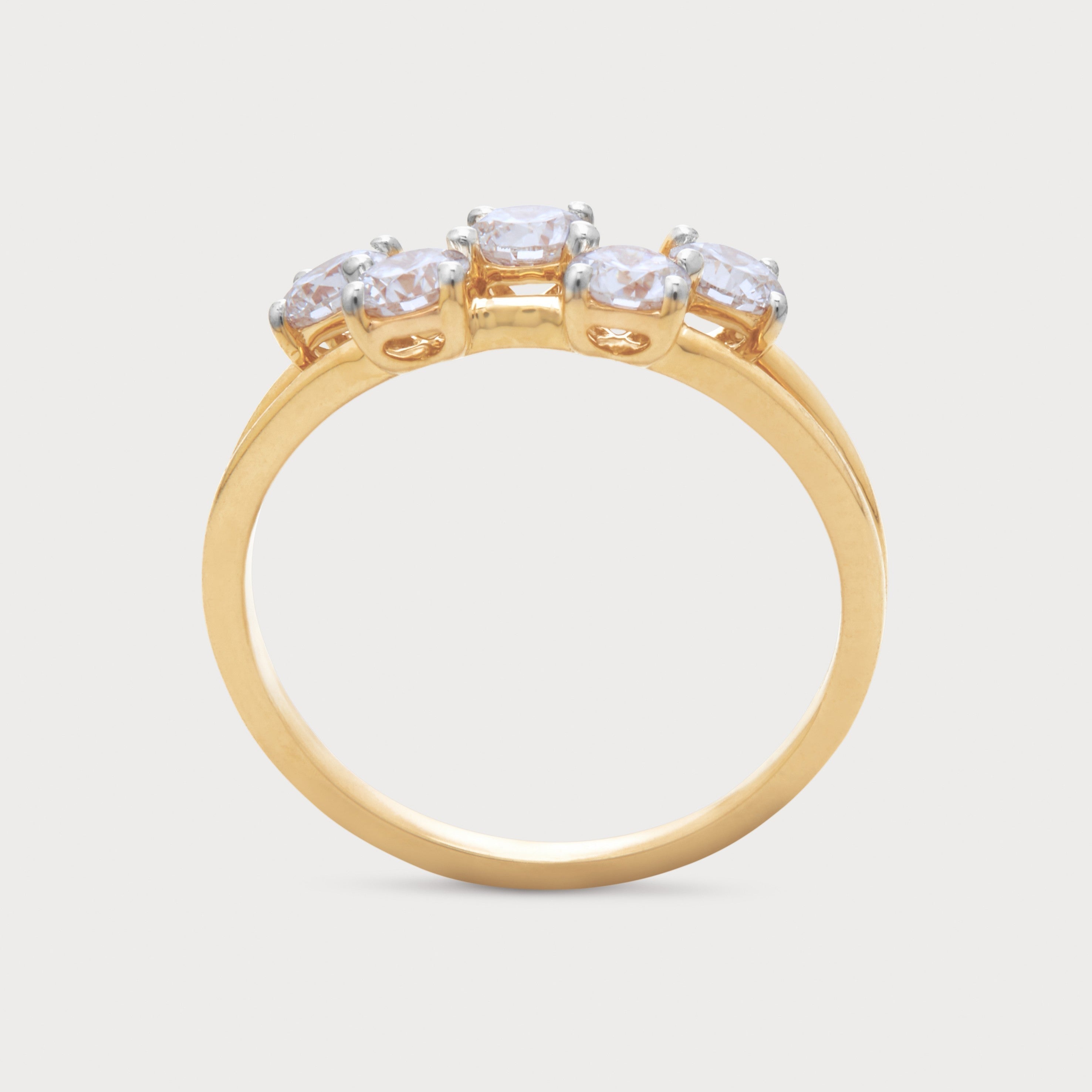 Esméra Diamond Ring
