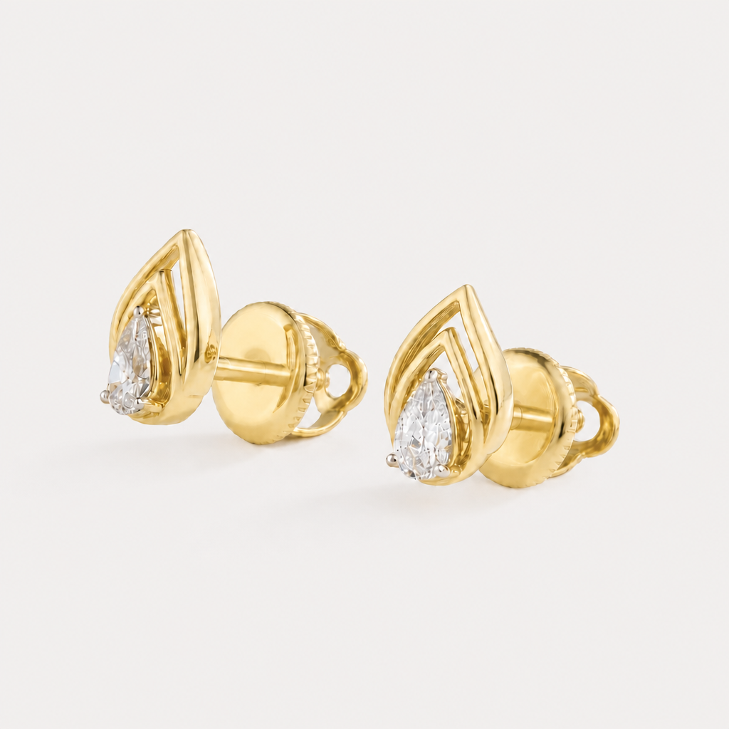 Souvenir Gifting Diamond Earrings