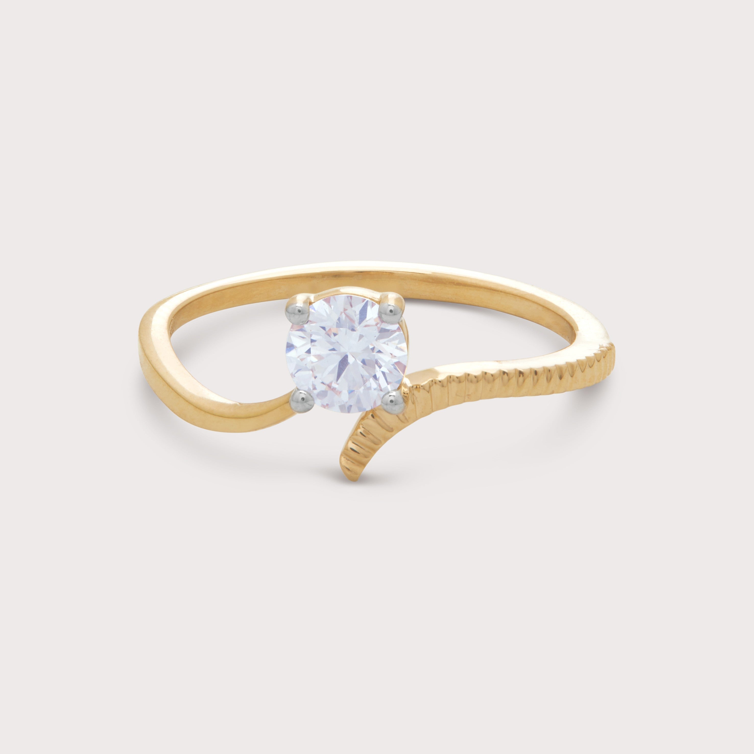 Horizon Diamond Ring