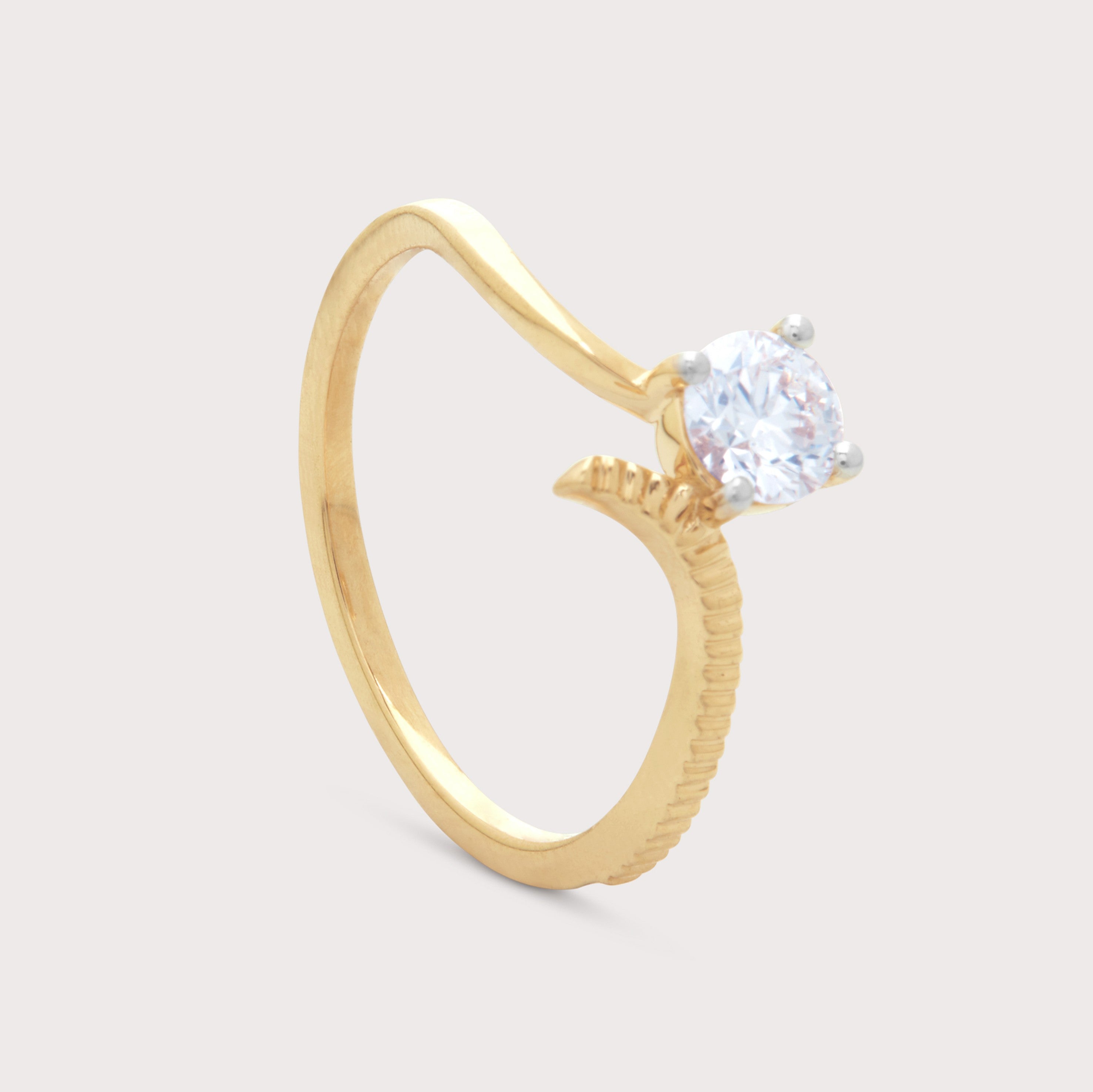 Horizon Diamond Ring