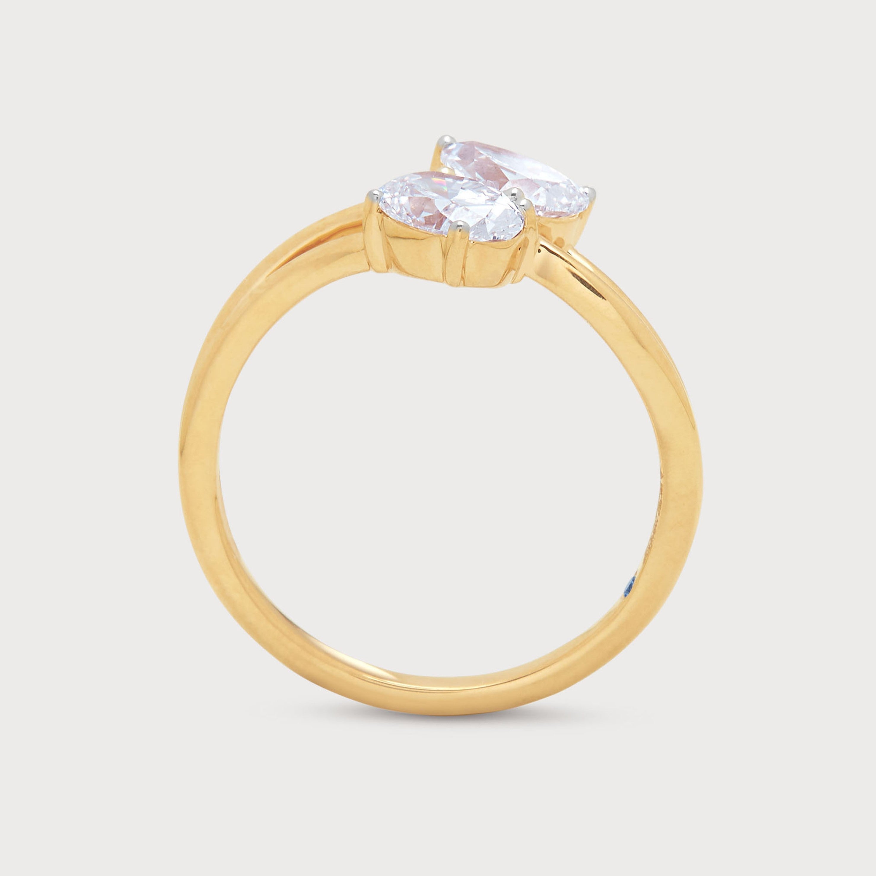 Mahasti Diamond Ring