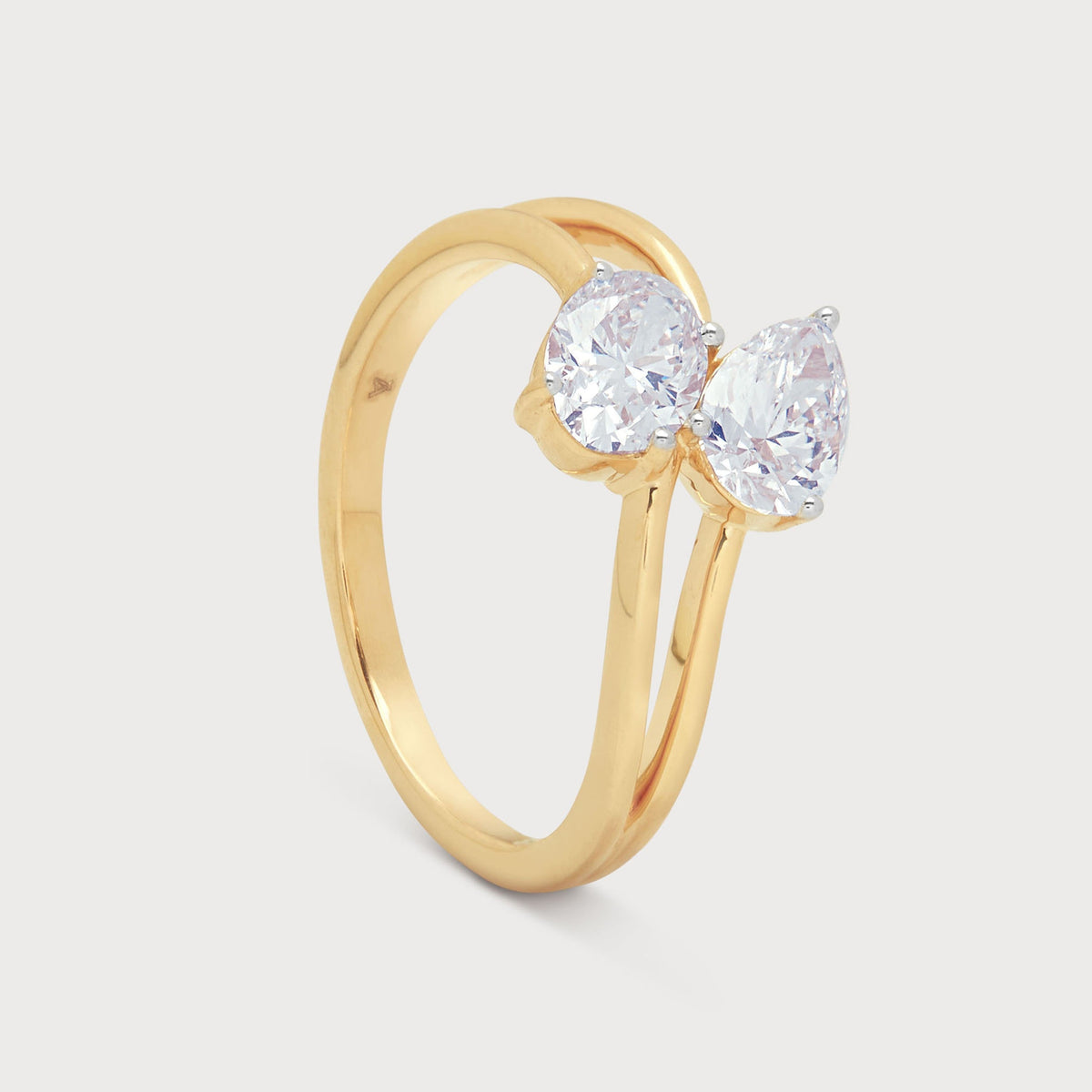 Mahasti Diamond Ring