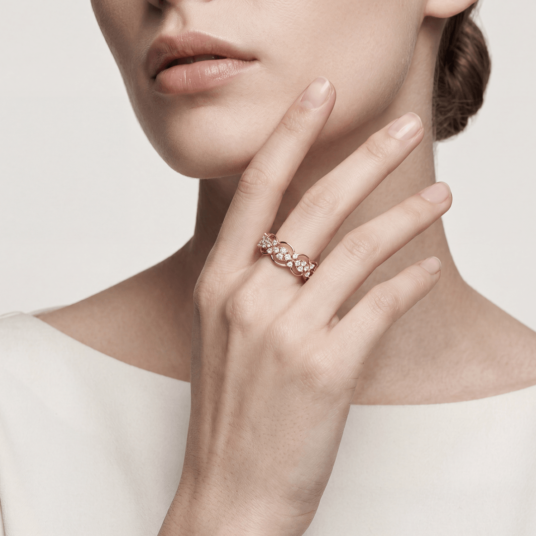 Pregiato Bands Diamond Ring