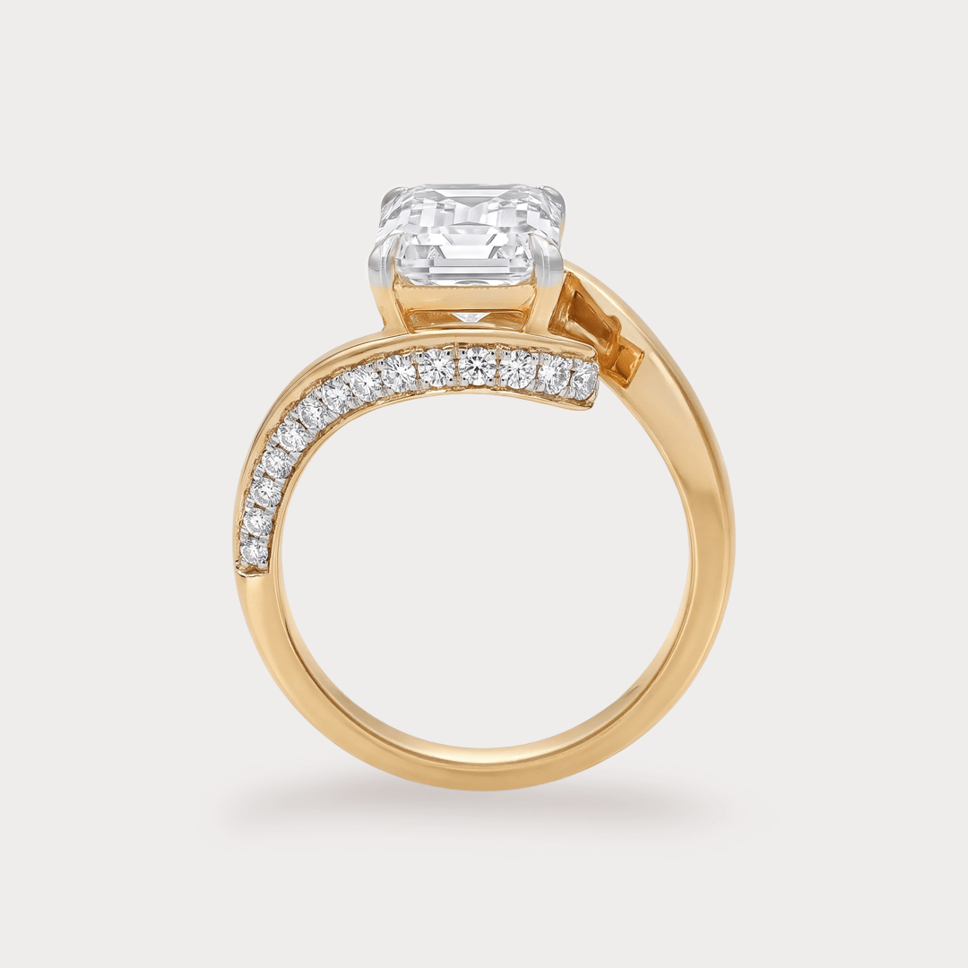 Eternal Promise Blanc Diamond Cocktail Ring