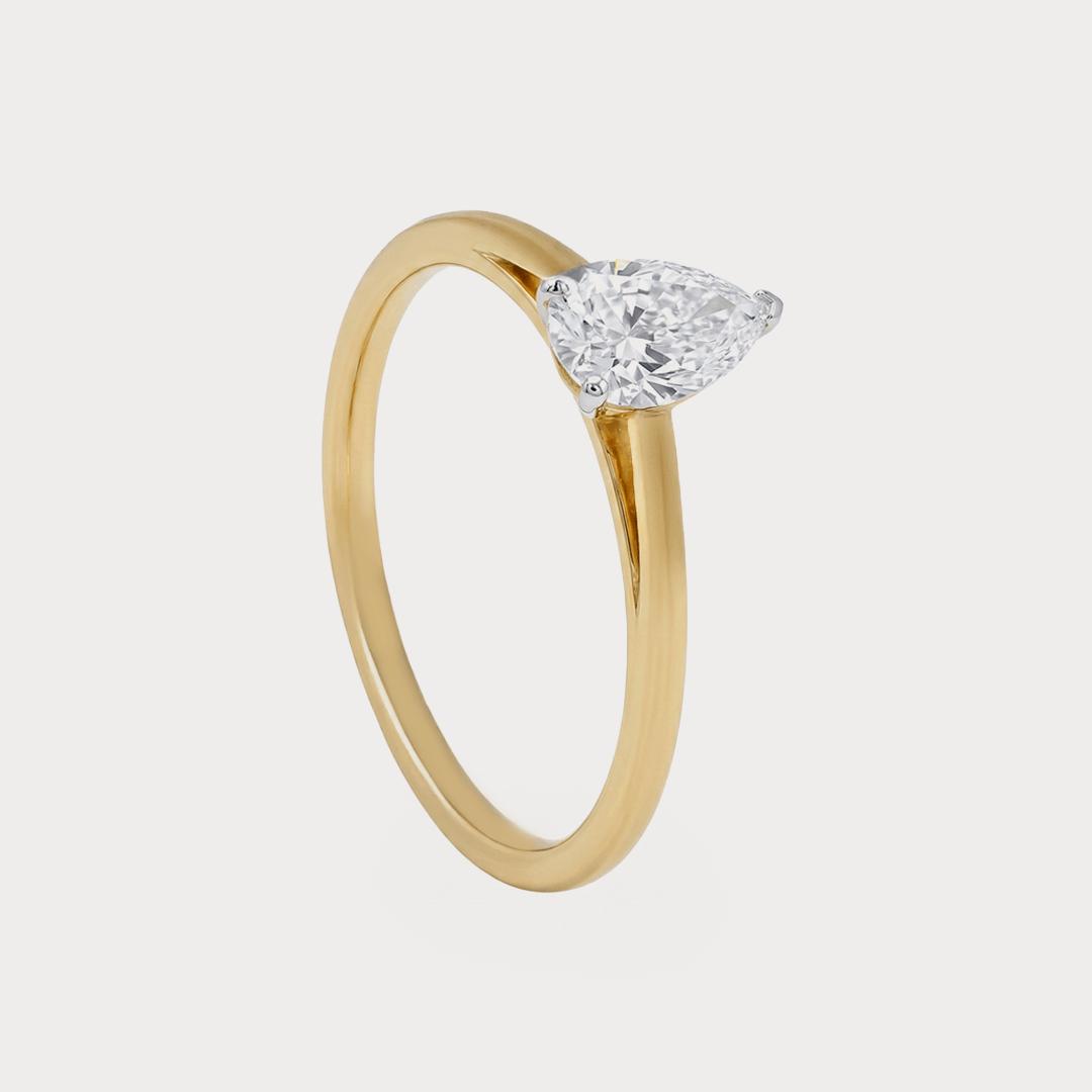 Glisten Diamond Ring