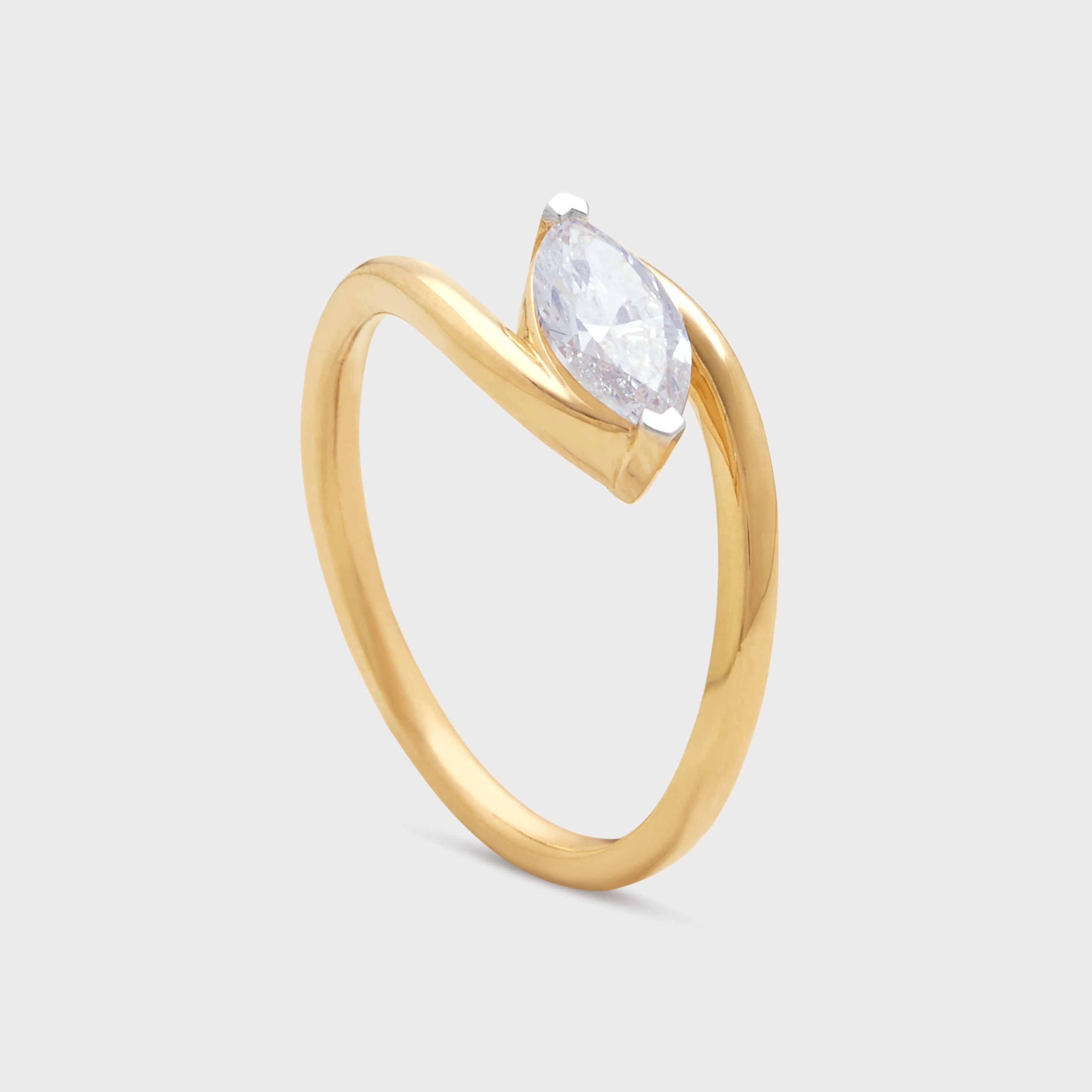 Éclat Diamond Ring