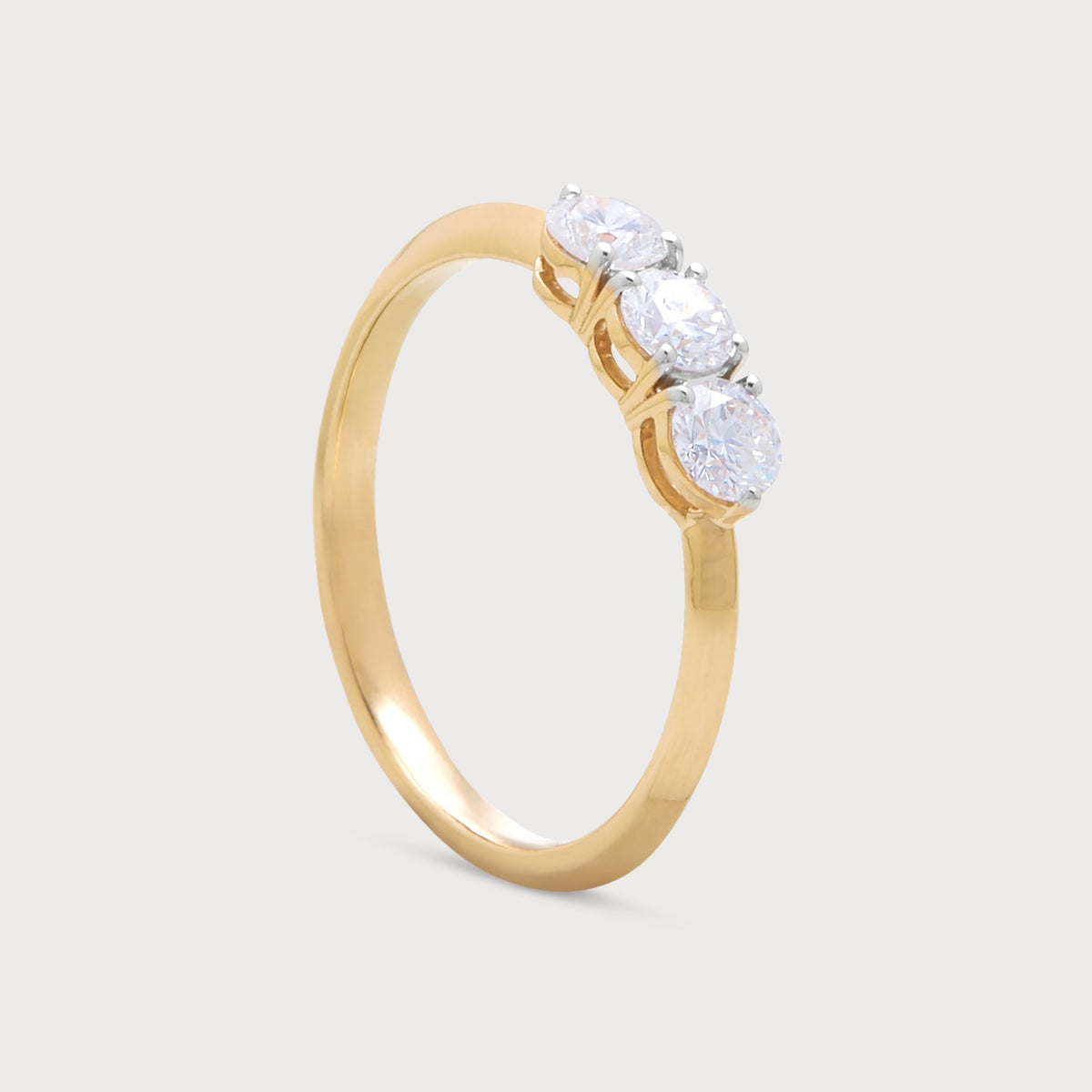 Etoile Diamond Ring