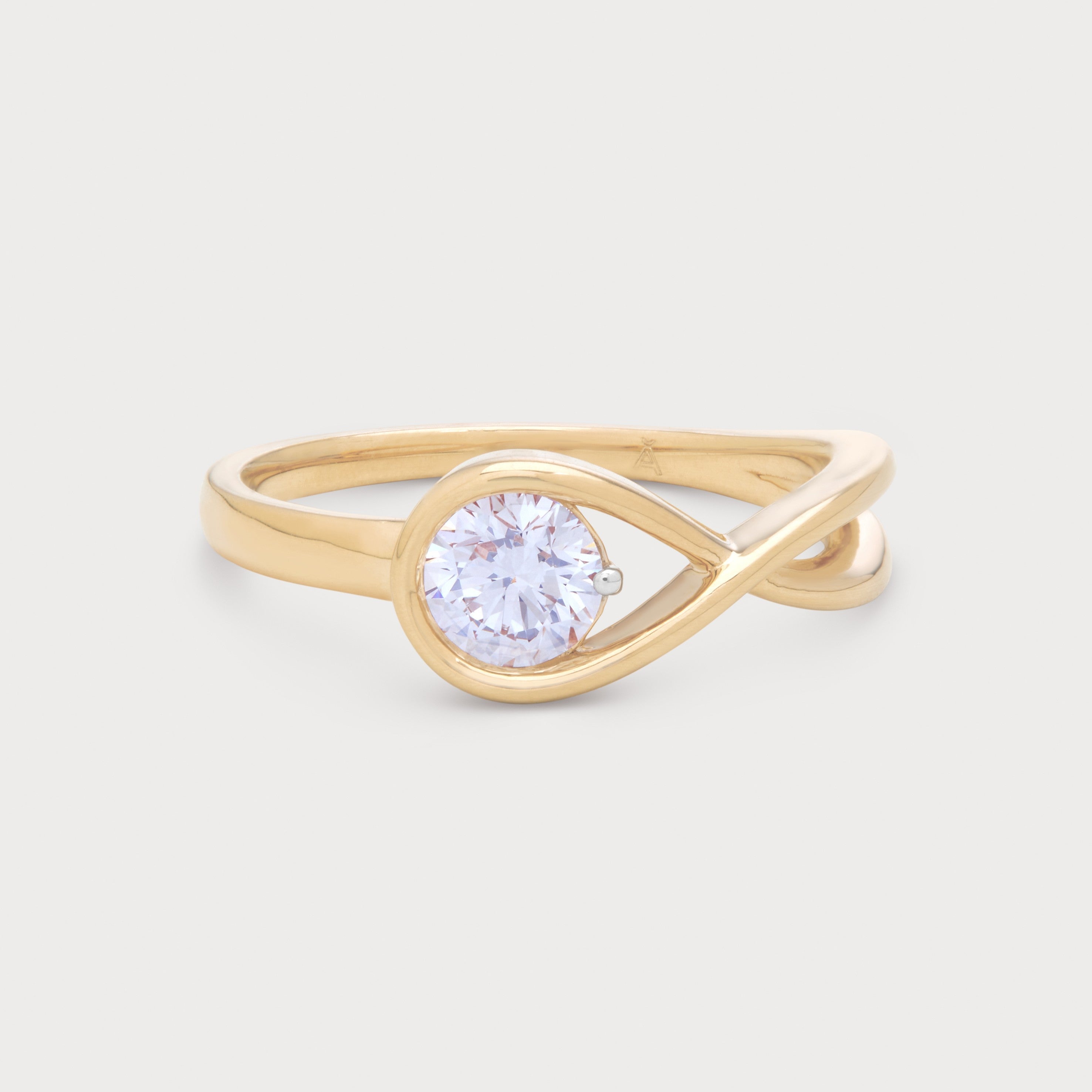 Lara Diamond Ring