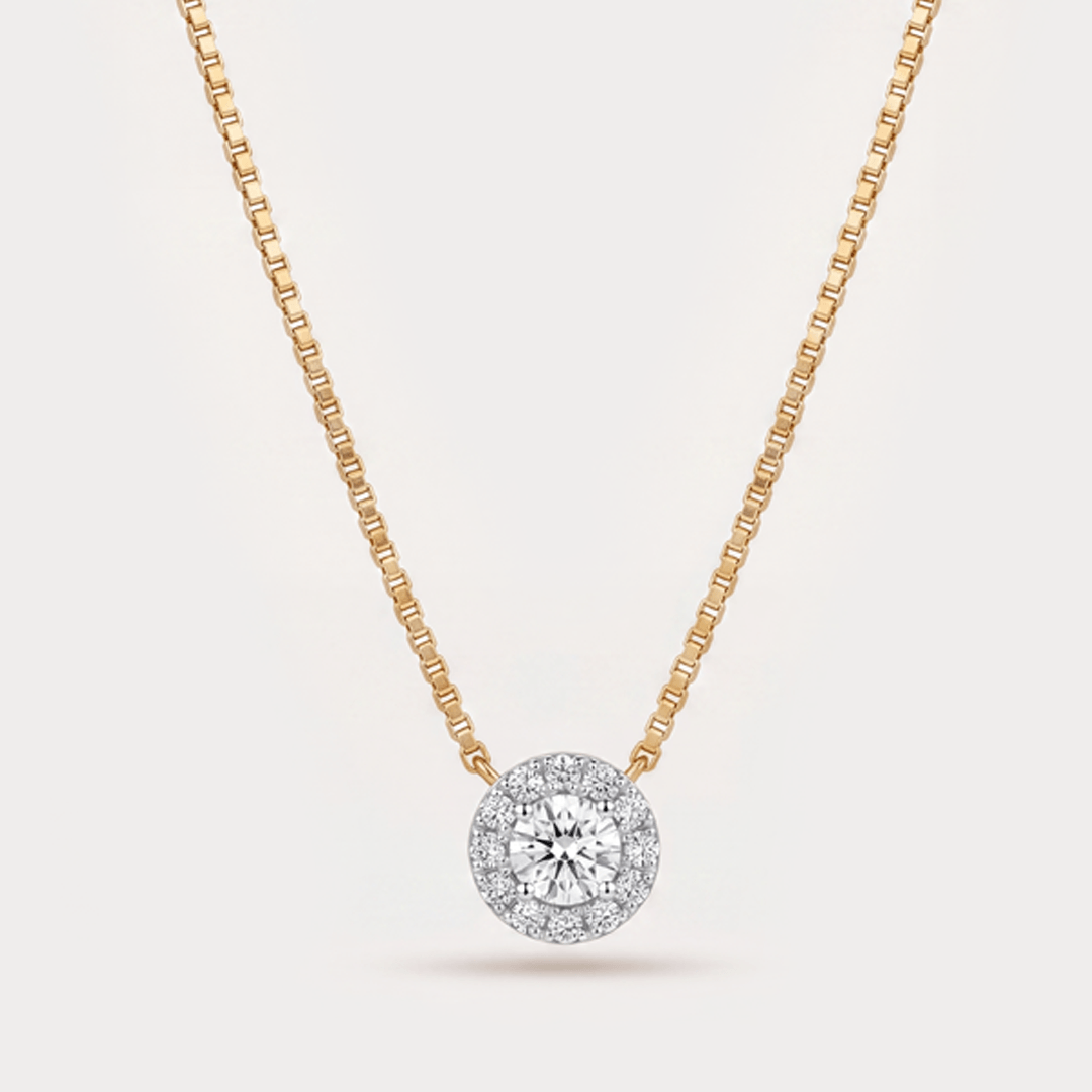 Majestic Pendant Diamond Necklace